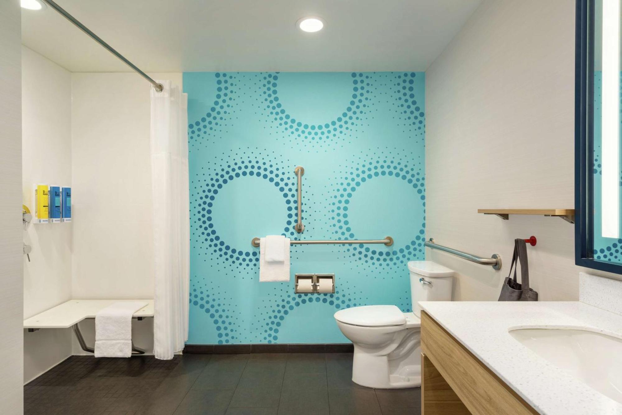 Tru By Hilton York Pa Hotell Exteriör bild