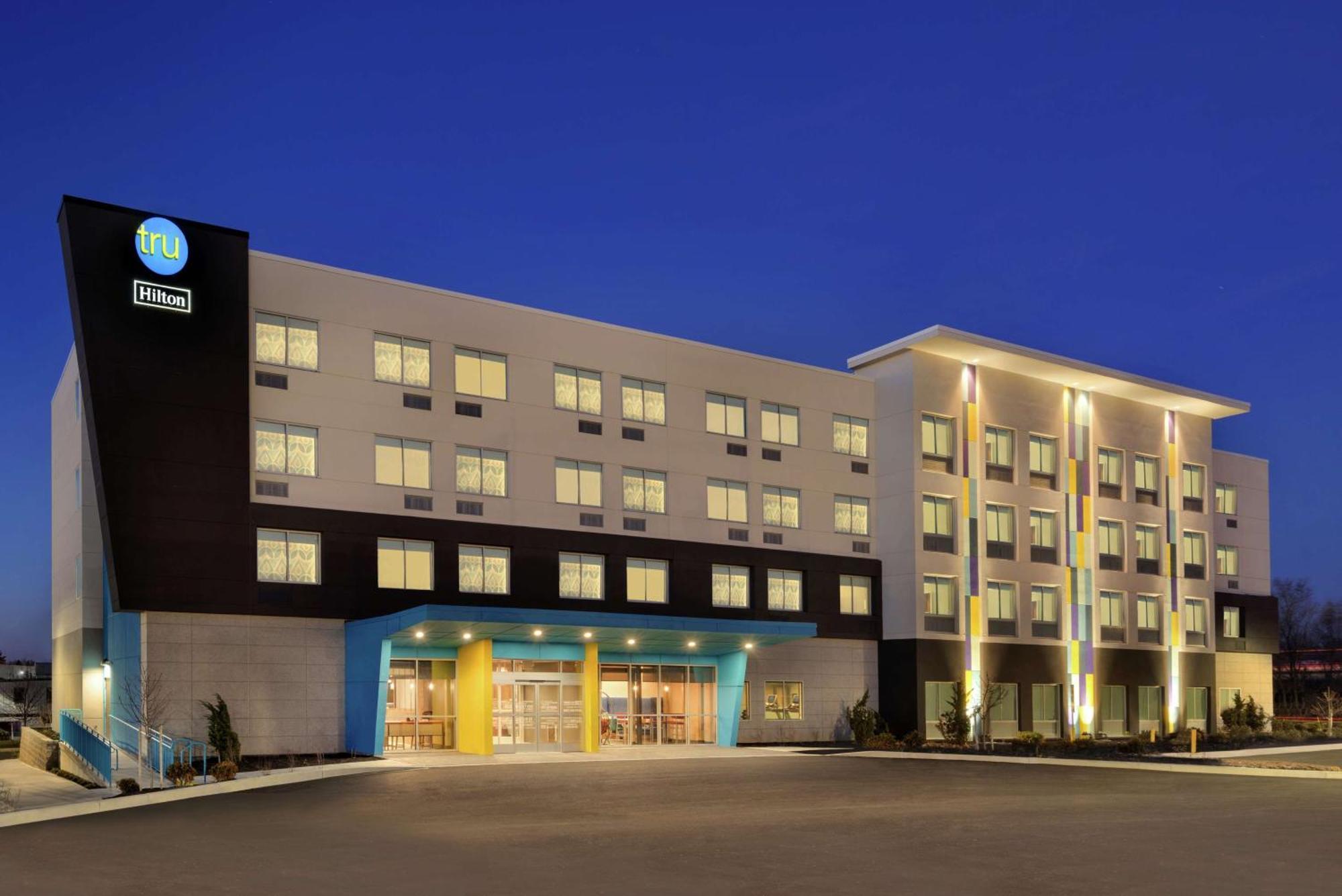 Tru By Hilton York Pa Hotell Exteriör bild