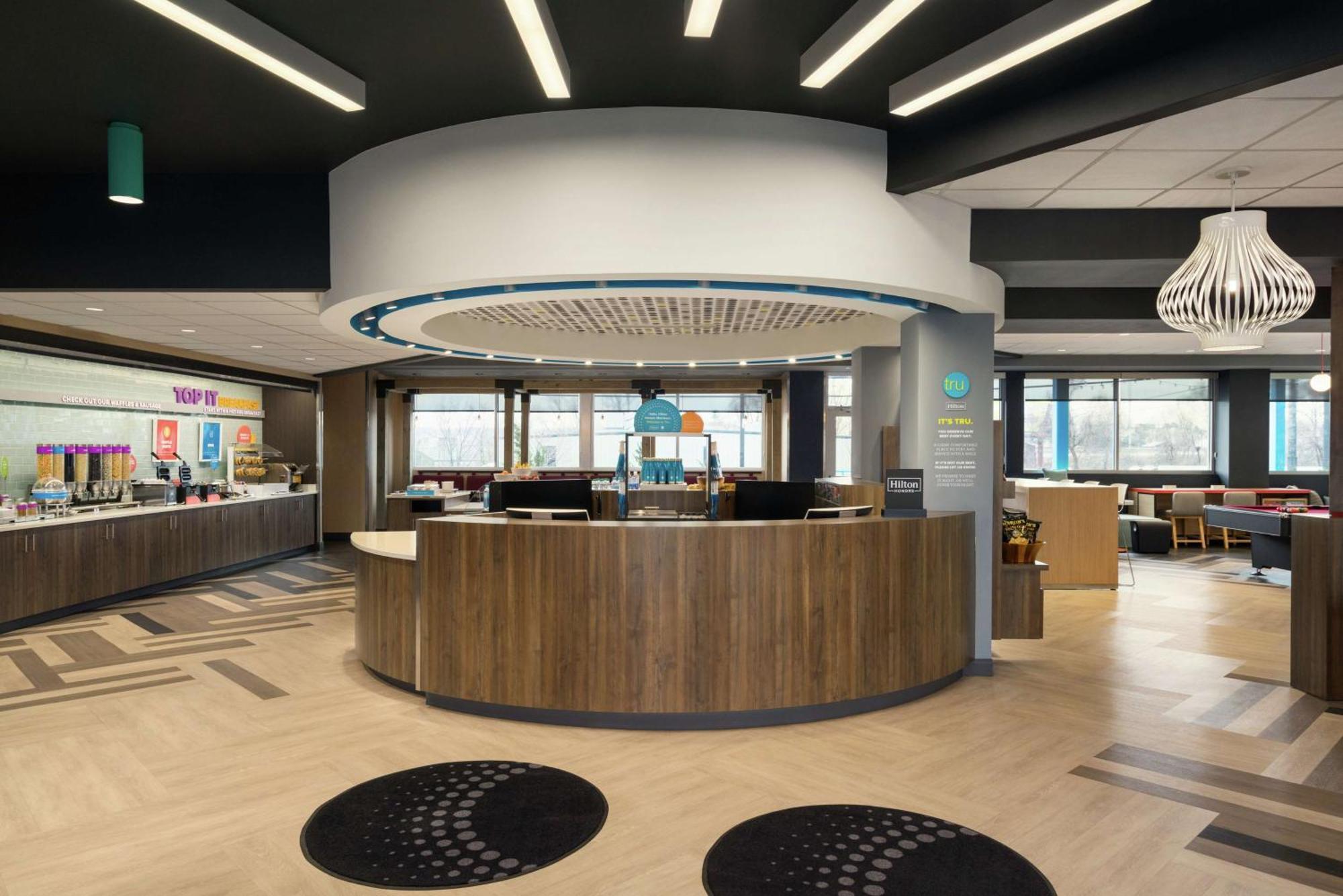Tru By Hilton York Pa Hotell Exteriör bild